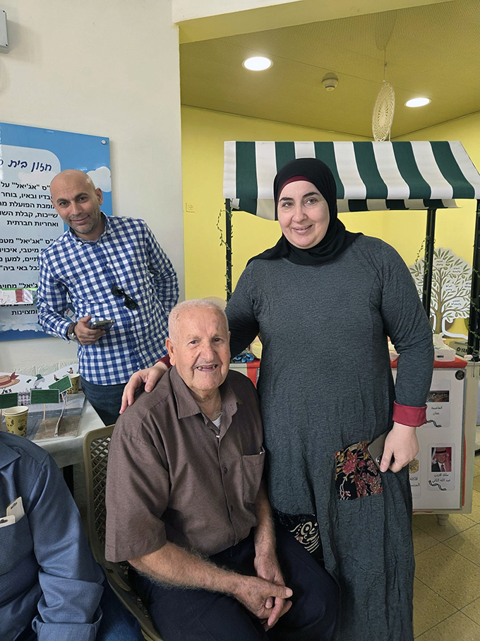 ملتقى الأجيال في مدرسة أجيال الابتدائية في جلجولية